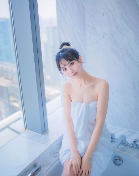 动漫美女被吸乳奶动漫视频
