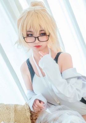 《你比星光美丽》