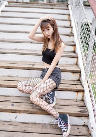 我一边做饭一边被躁了av