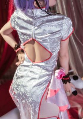 妈妈的漂亮朋友